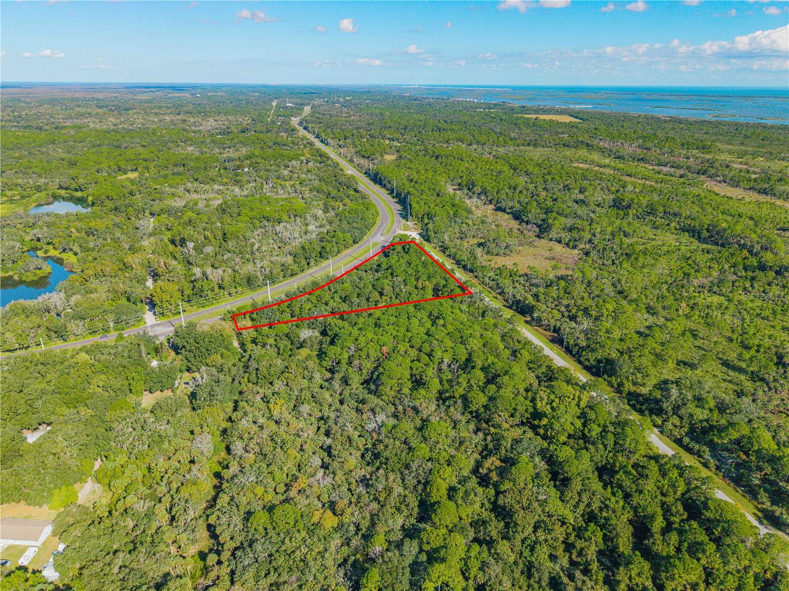 715 S US HIGHWAY 1, Oak Hill, FL 32759