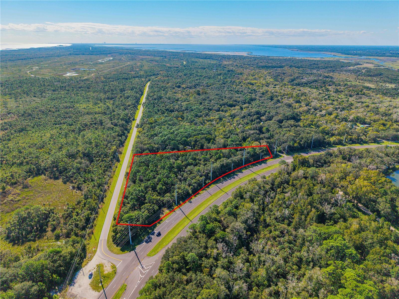 715 S US HIGHWAY 1, Oak Hill, FL 32759