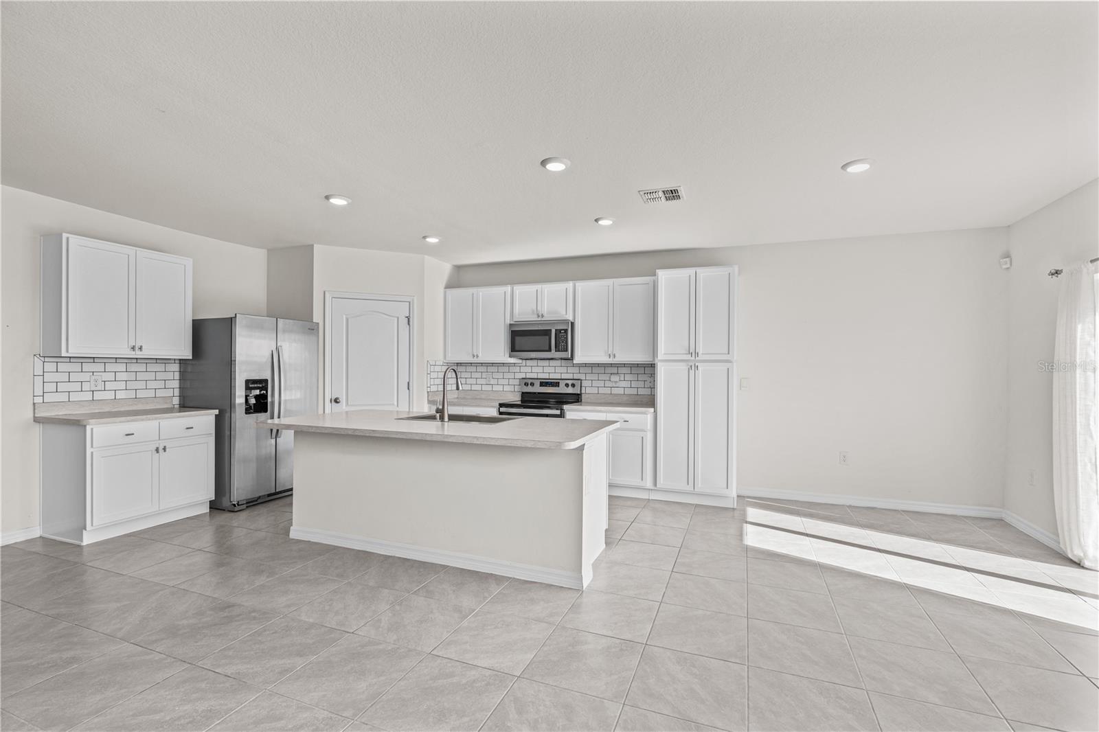 3242 CARPENTARIA DRIVE, New Smyrna Beach, FL 32168