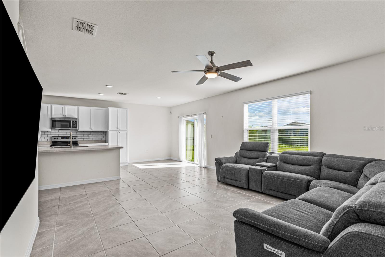 3242 CARPENTARIA DRIVE, New Smyrna Beach, FL 32168