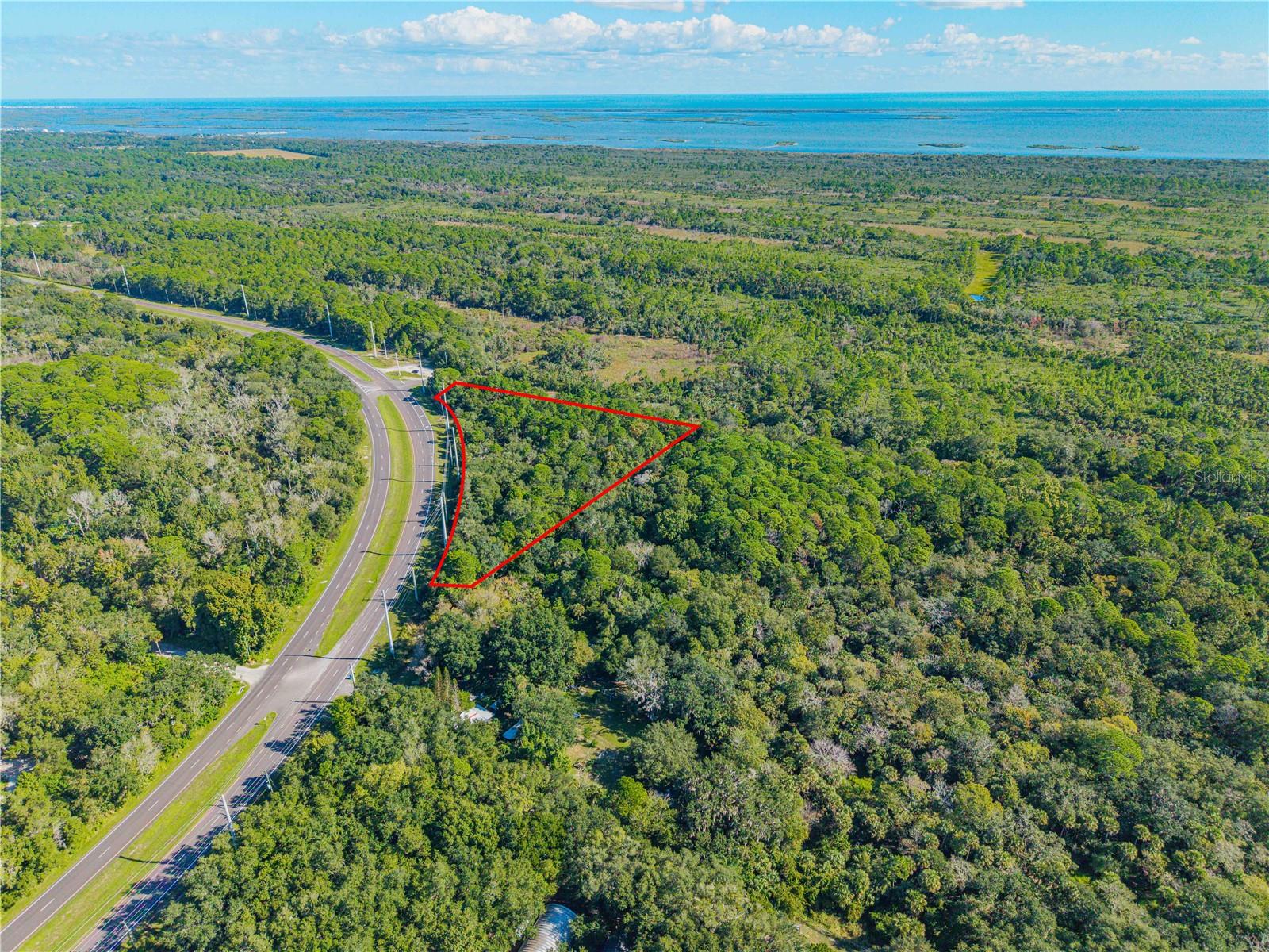 715 S US HIGHWAY 1, Oak Hill, FL 32759