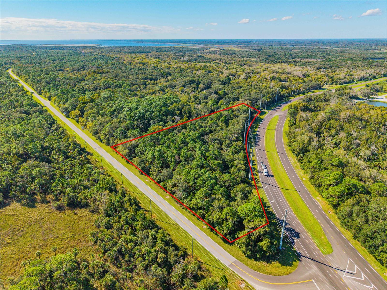 715 S US HIGHWAY 1, Oak Hill, FL 32759