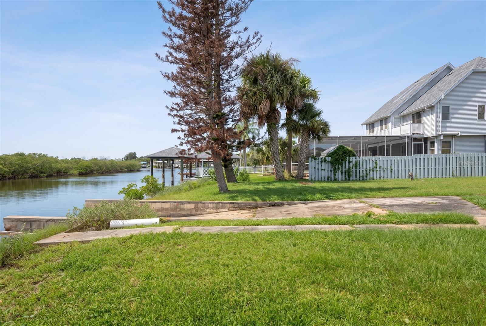 21 CUNNINGHAM DRIVE, New Smyrna Beach, FL 32168