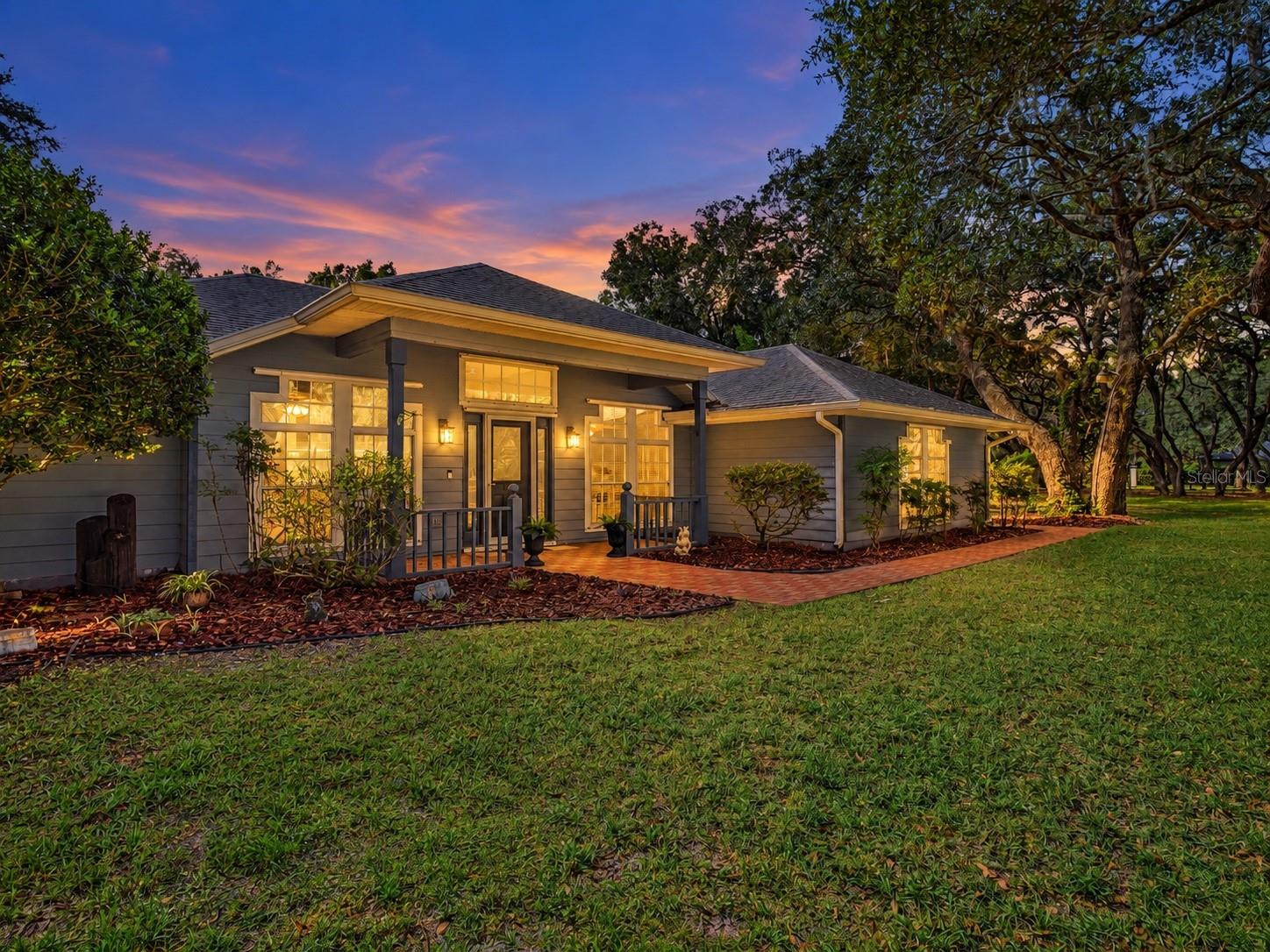 3650 Woodbridge Dr (w virtual tree lights) 3650 Woodbridge Dr (w virtual tree lights)