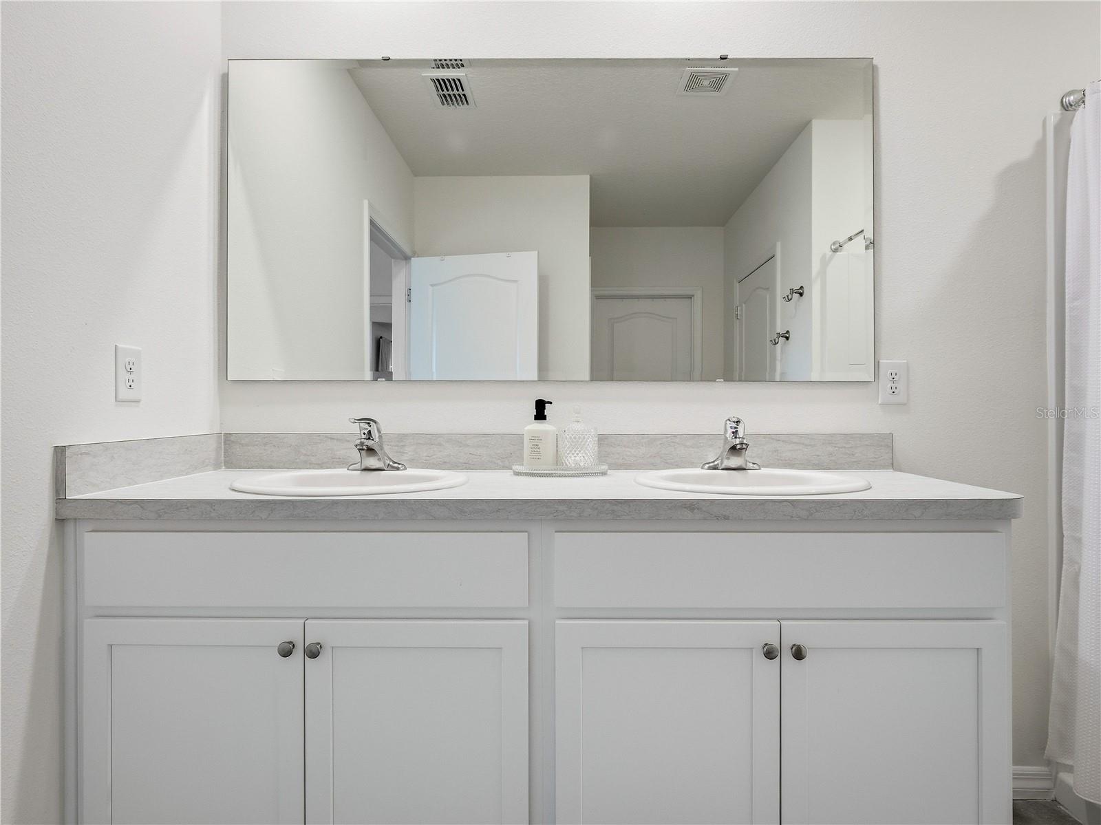 2697 NEVERLAND DRIVE, New Smyrna Beach, FL 32168