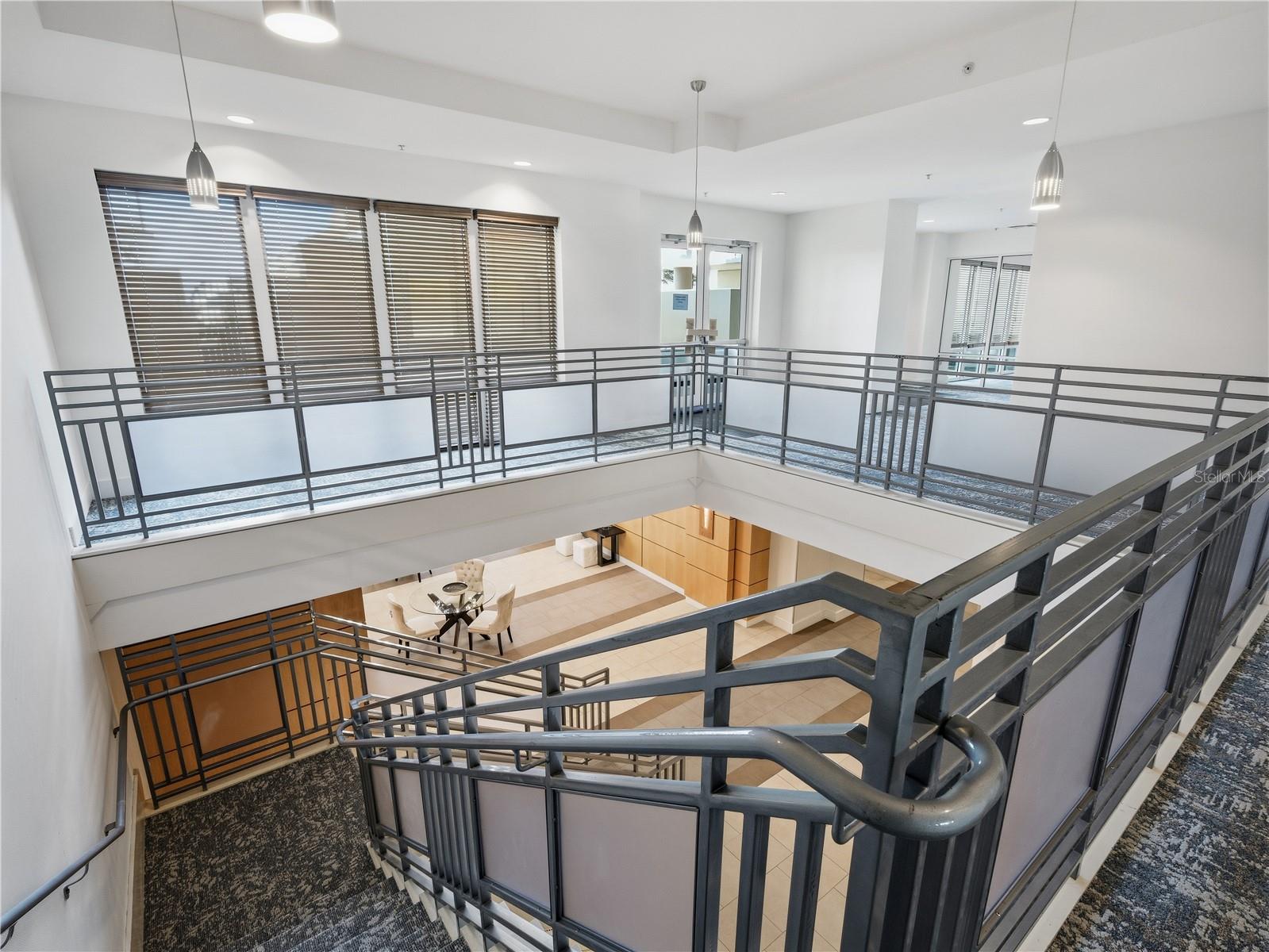 ART DECO DESIGNED RAILING TO 2ND FLOOR