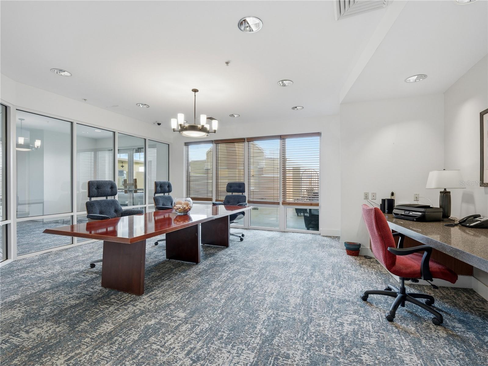 RESIDENT BUSINESS CENTER