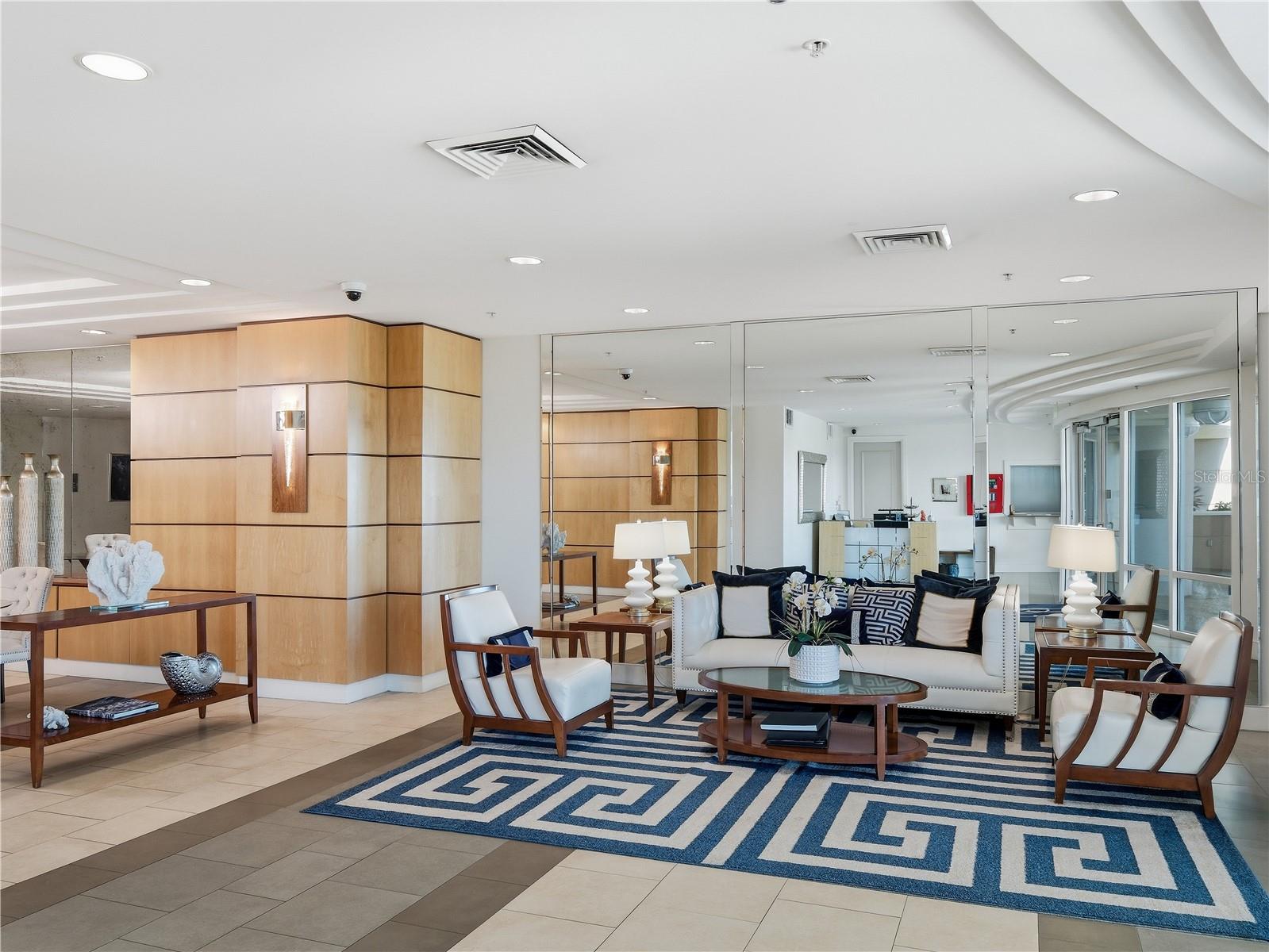 MAIN ENTRY FOYER INTO BLDG