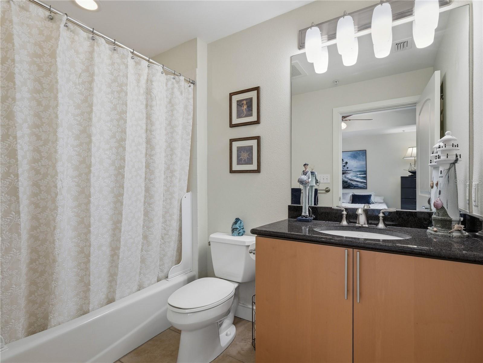 GUEST BEDROOM #2 EN SUITE
