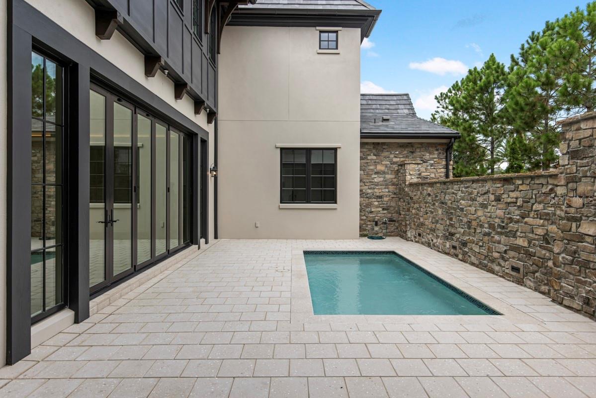 10300 WINTER SPARKLE CIRCLE, Golden Oak, FL 32836