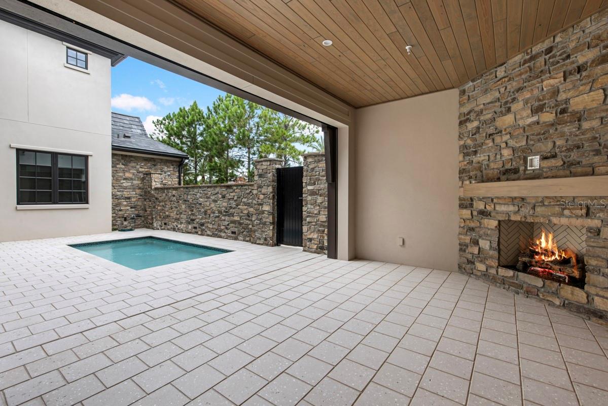 10300 WINTER SPARKLE CIRCLE, Golden Oak, FL 32836
