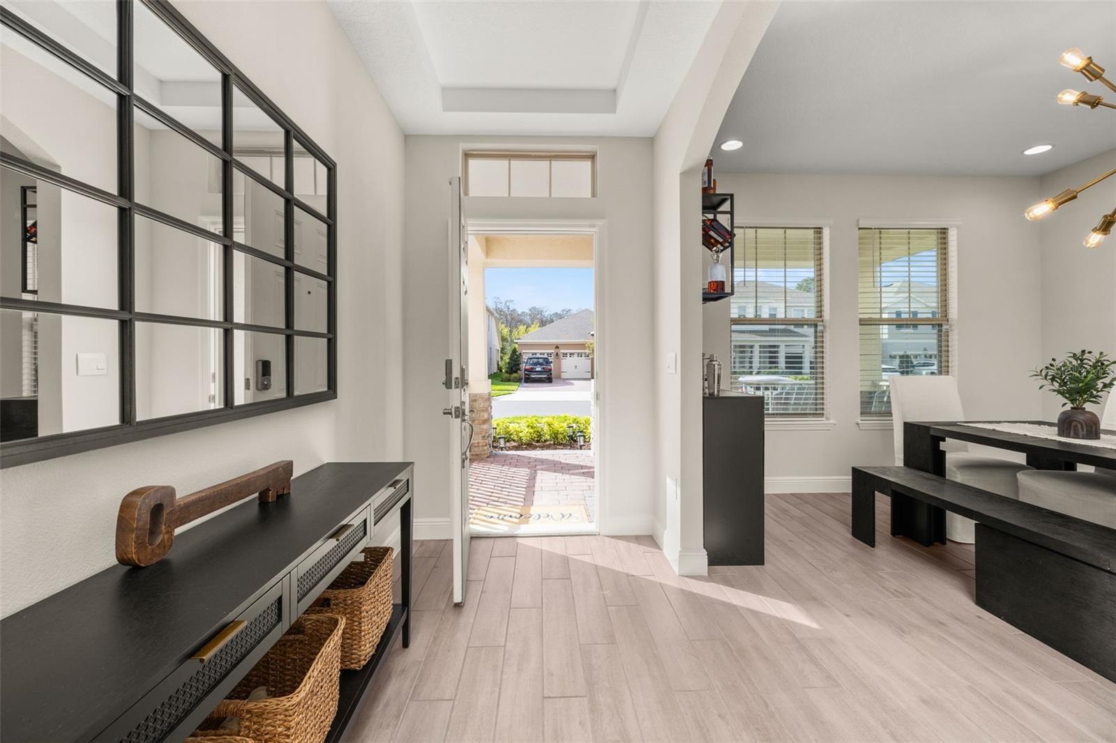Grand entrance with tray ceiling