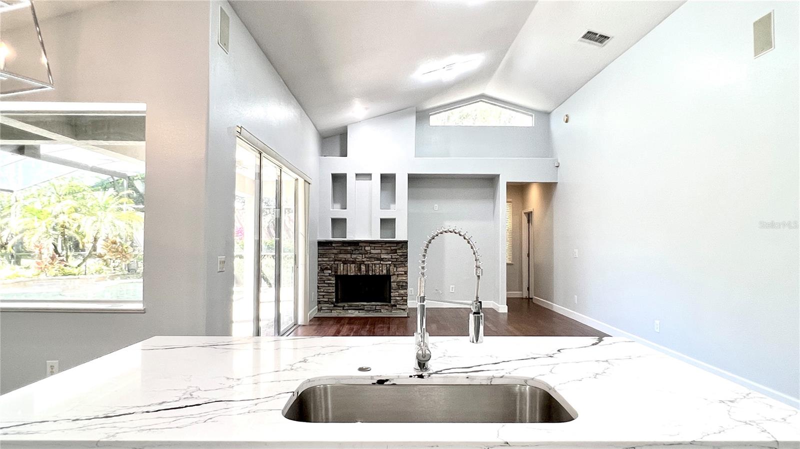 8854 OAK LANDINGS COURT, Orlando, FL 32836