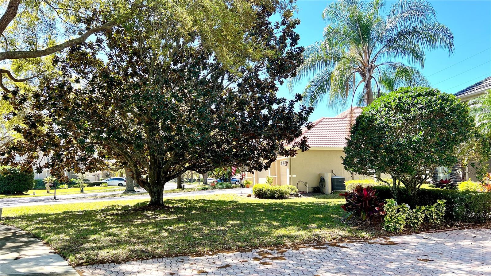 8854 OAK LANDINGS COURT, Orlando, FL 32836
