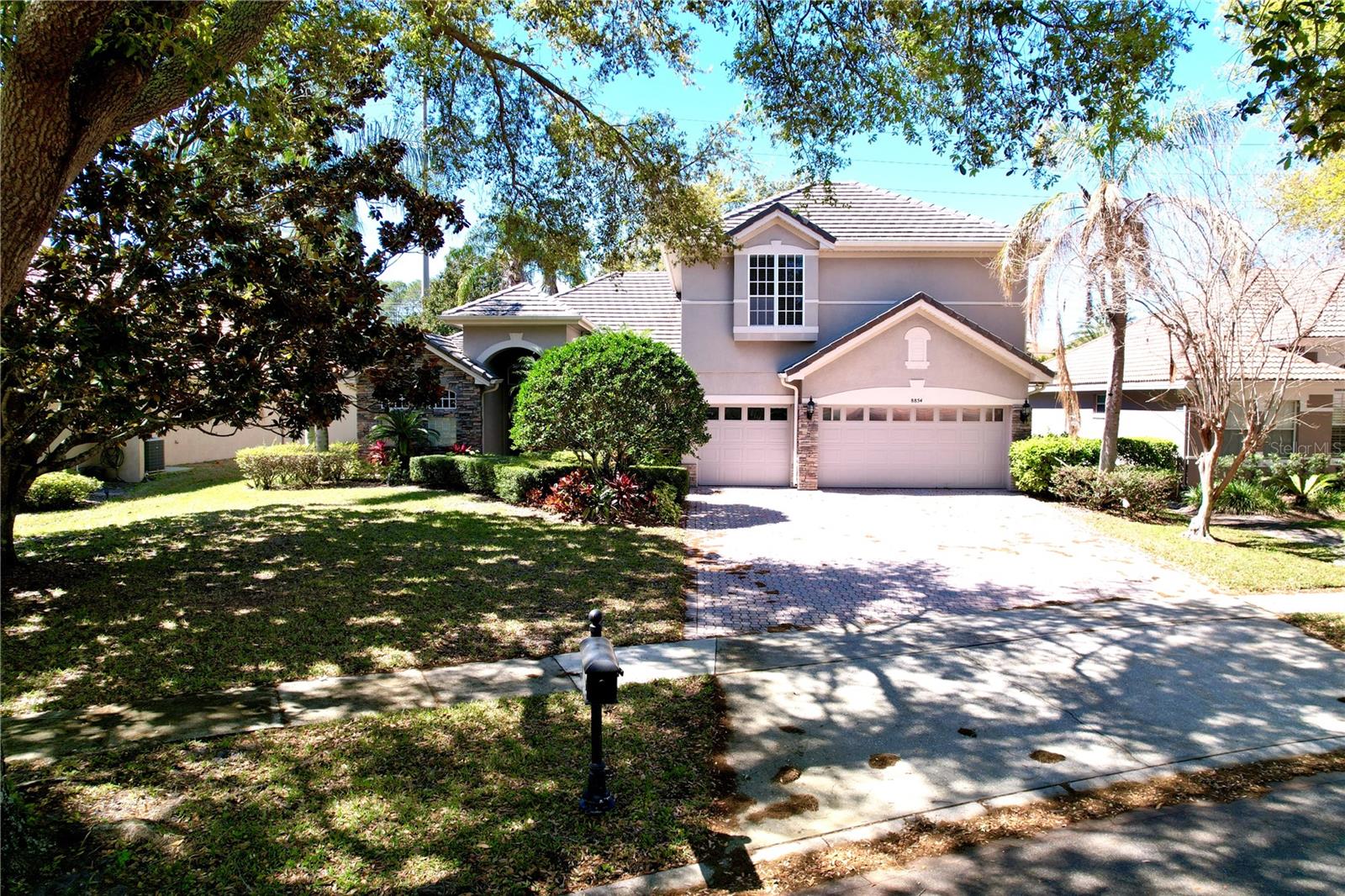 8854 OAK LANDINGS COURT, Orlando, FL 32836