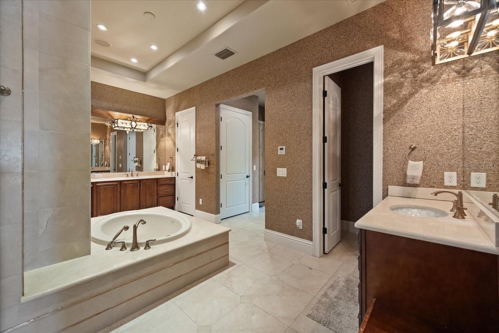 1112 ORANGE AVENUE, Winter Springs, FL 32708