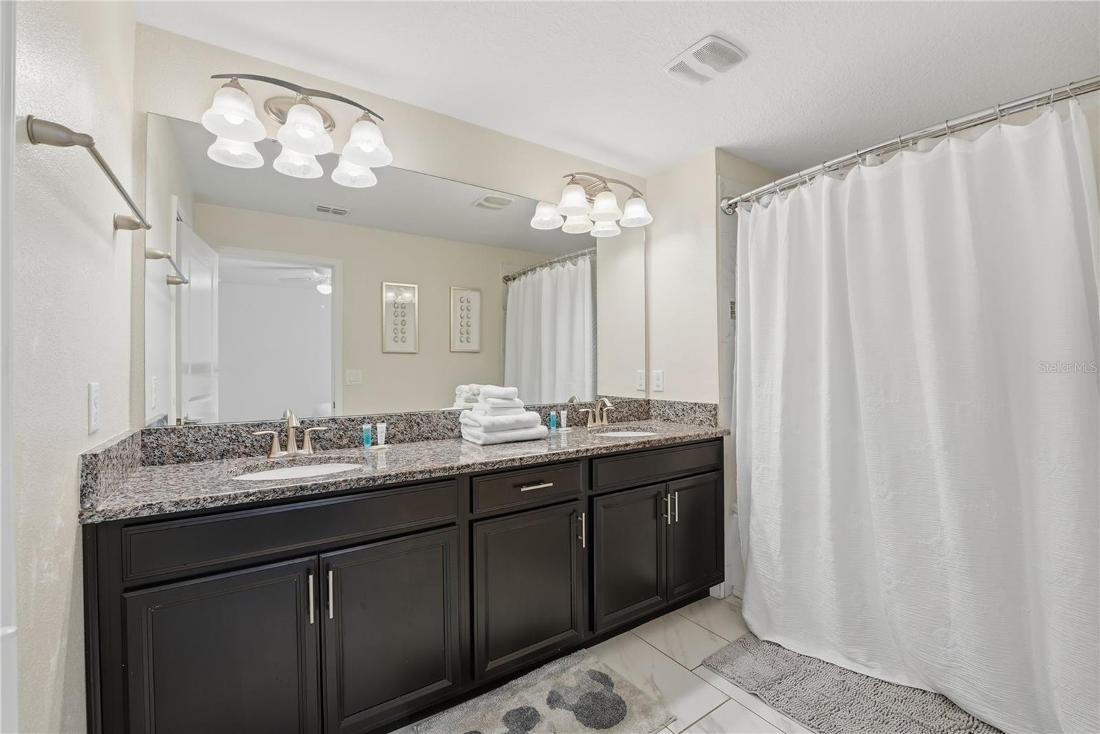 1596 MOON VALLEY DRIVE, Davenport, FL 33896