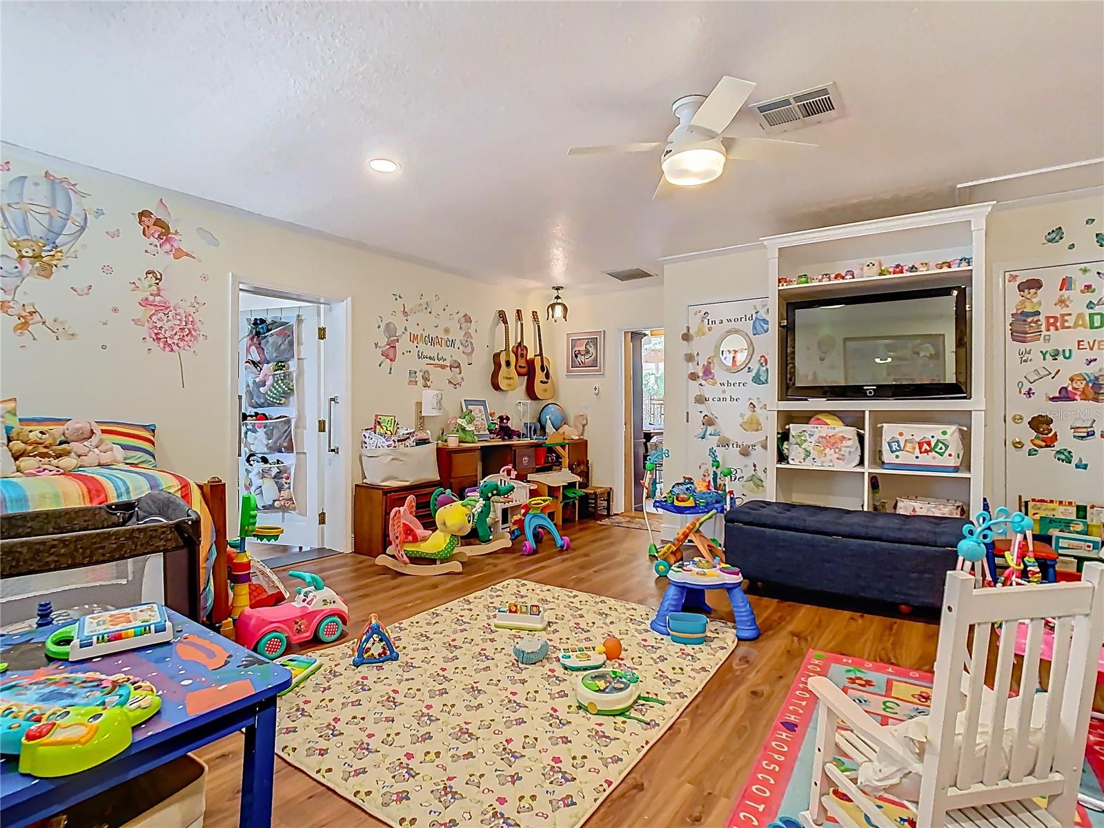 Bedroom 7- Children's Playroom