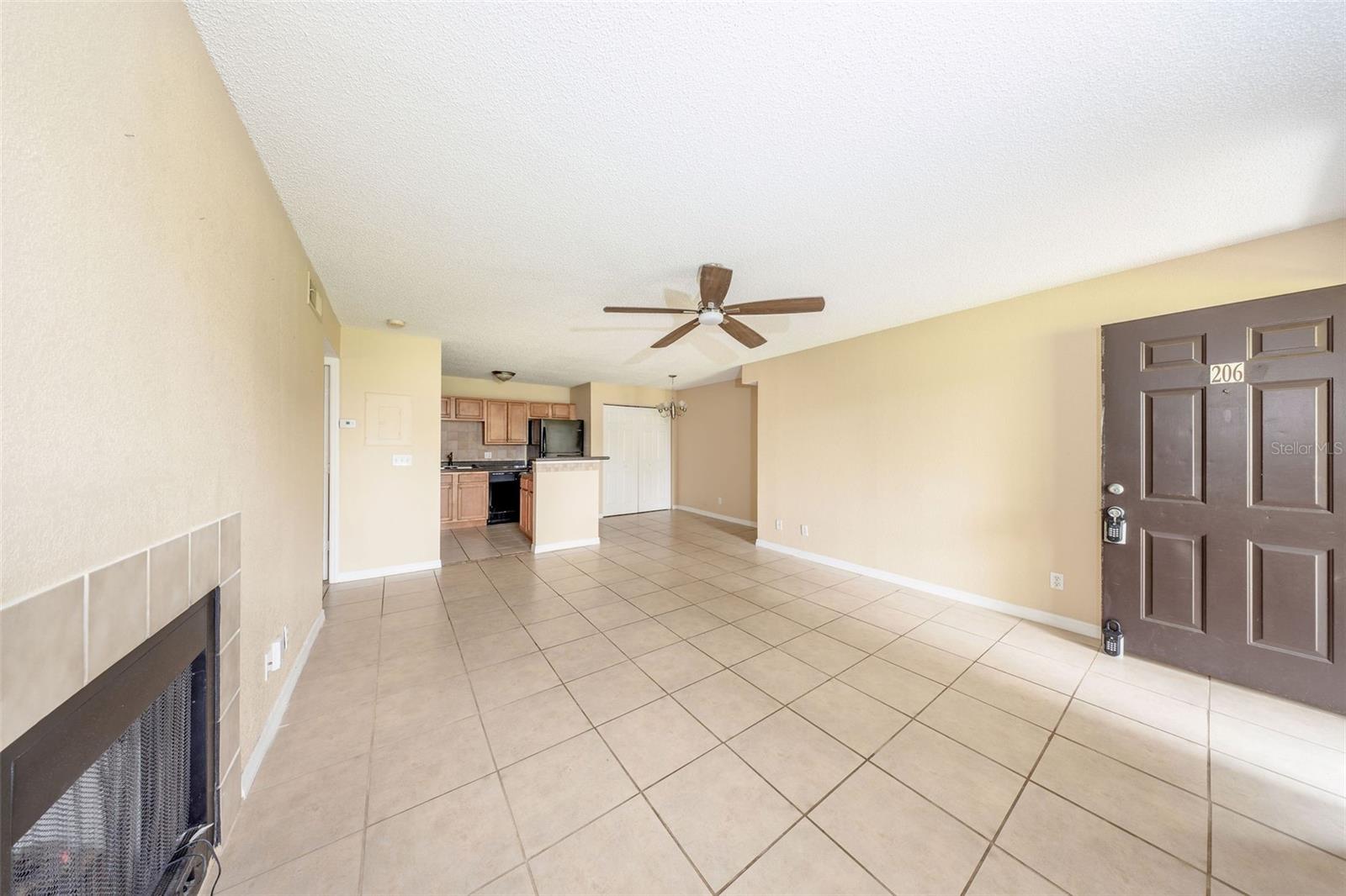 420 FORESTWAY CIRCLE, #206, Altamonte Springs, FL 32701