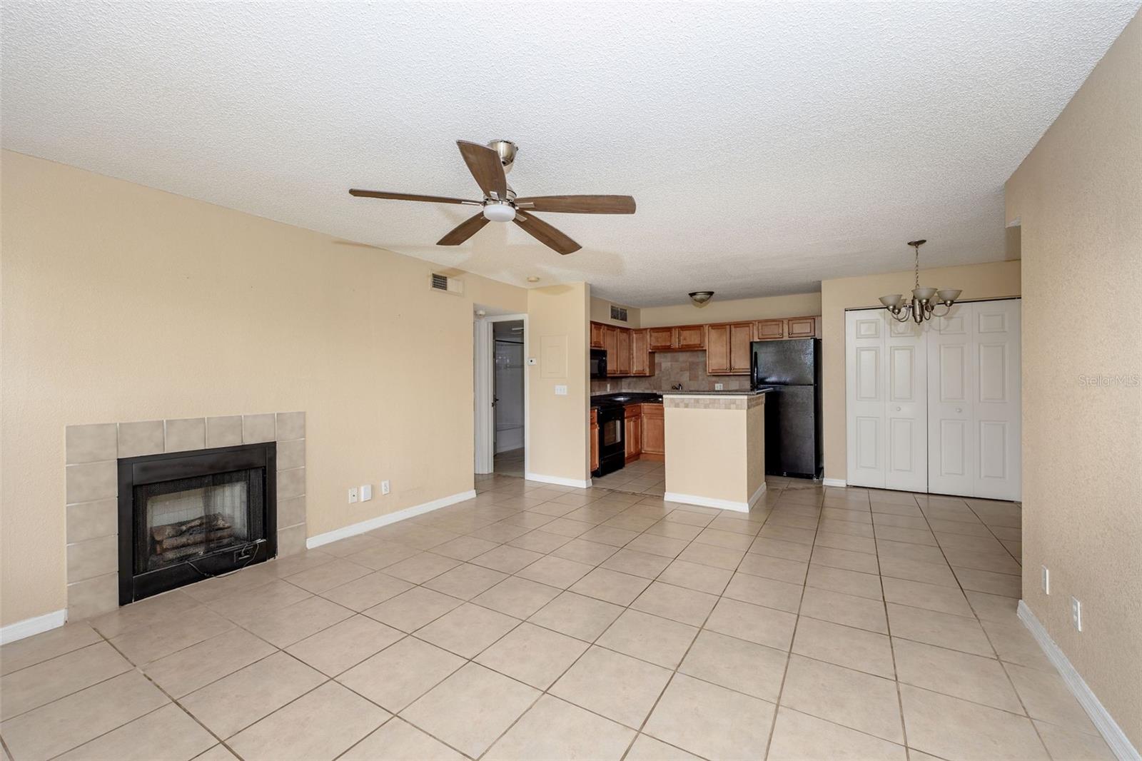 420 FORESTWAY CIRCLE, #206, Altamonte Springs, FL 32701