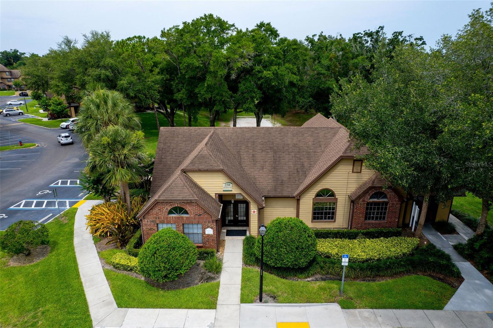 420 FORESTWAY CIRCLE, #206, Altamonte Springs, FL 32701