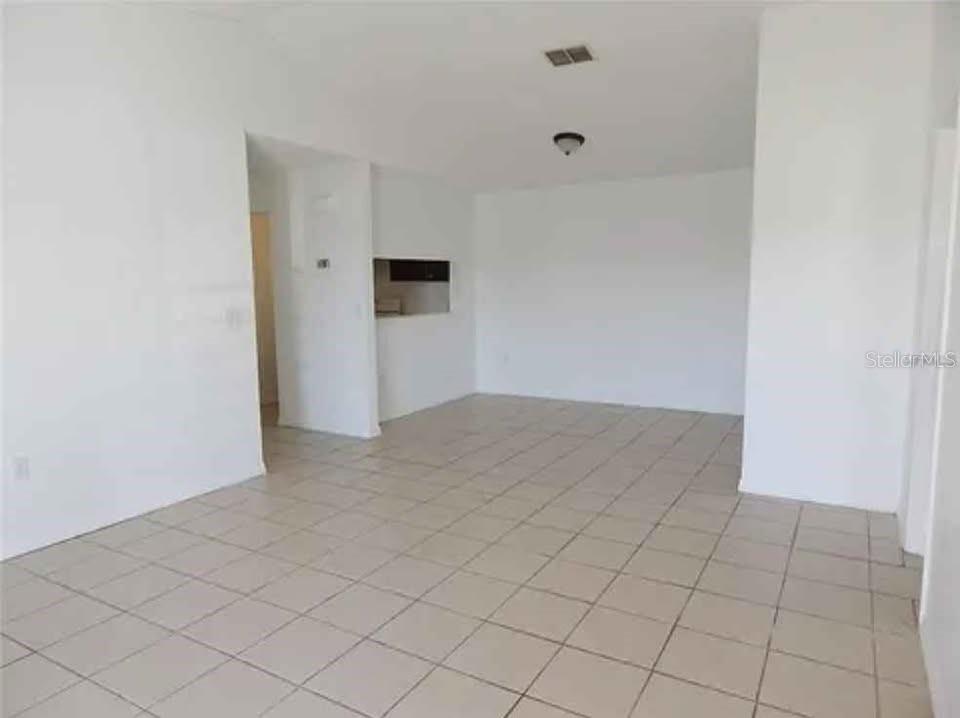 5220 VIA HACIENDA, #212, Orlando, FL 32839