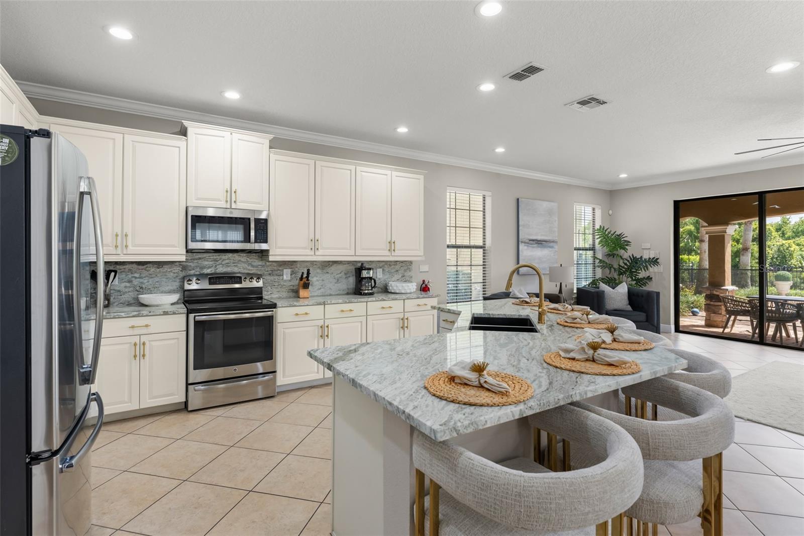 717 DESERT MOUNTAIN COURT, Reunion, FL 34747