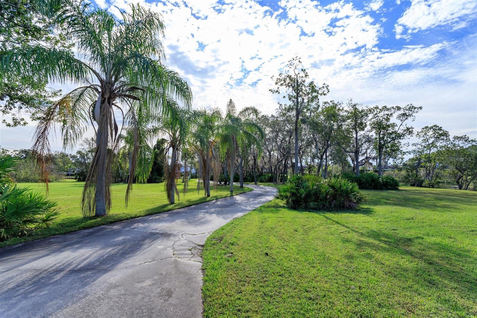 drive up to property