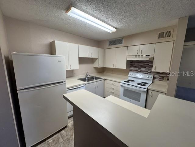 320 FORESTWAY CIRCLE, #203, Altamonte Springs, FL 32701