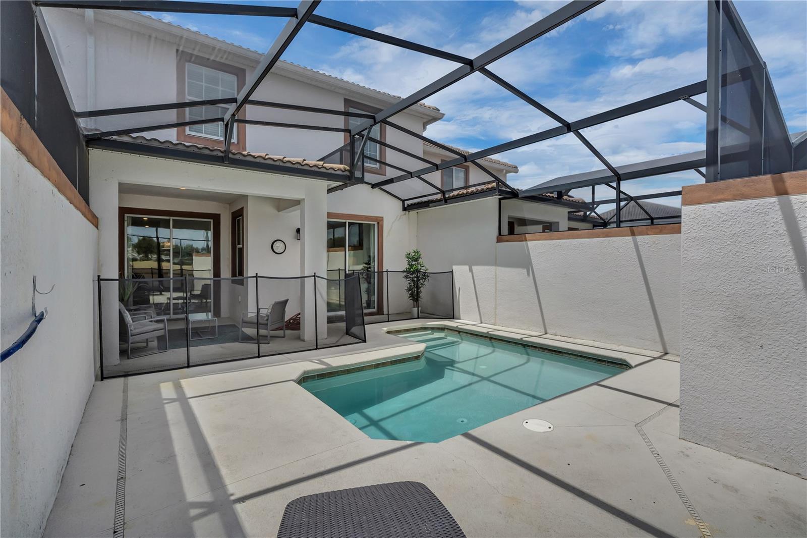 9005 STINGER DRIVE, Davenport, FL 33896