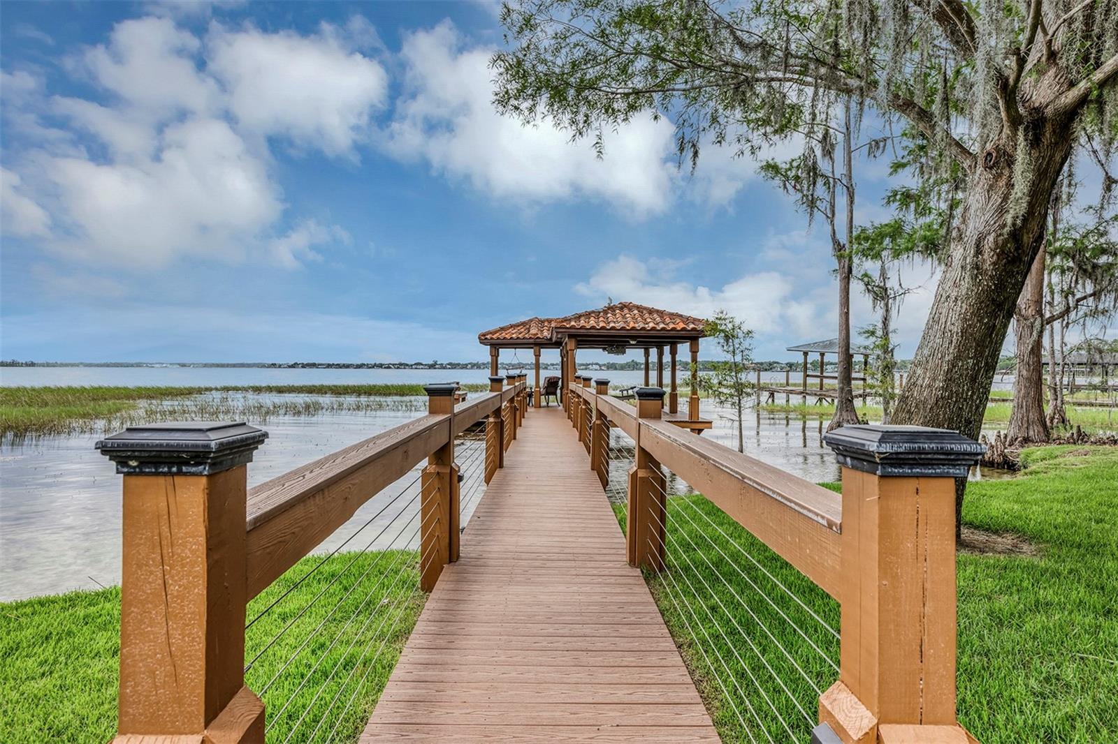 Dock with Boat Lift