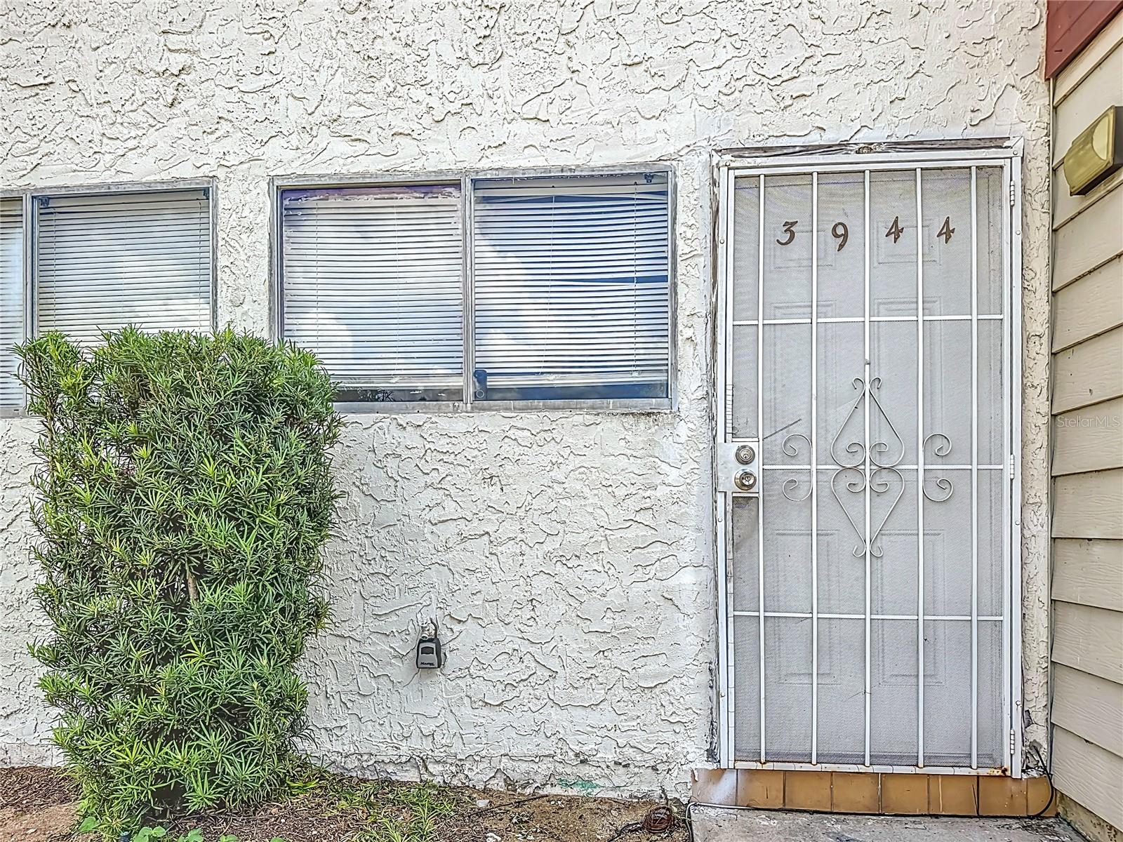 3944 CRAYRICH CIRCLE, #A-4, Orlando, FL 32839 3944 CRAYRICH CIRCLE, #A-4, Orlando, FL 32839