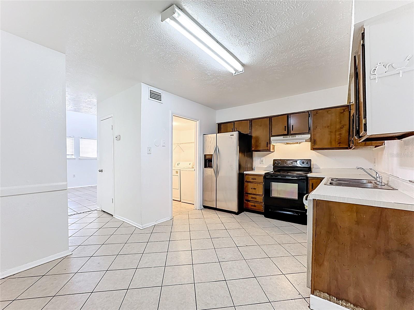 3944 CRAYRICH CIRCLE, #A-4, Orlando, FL 32839