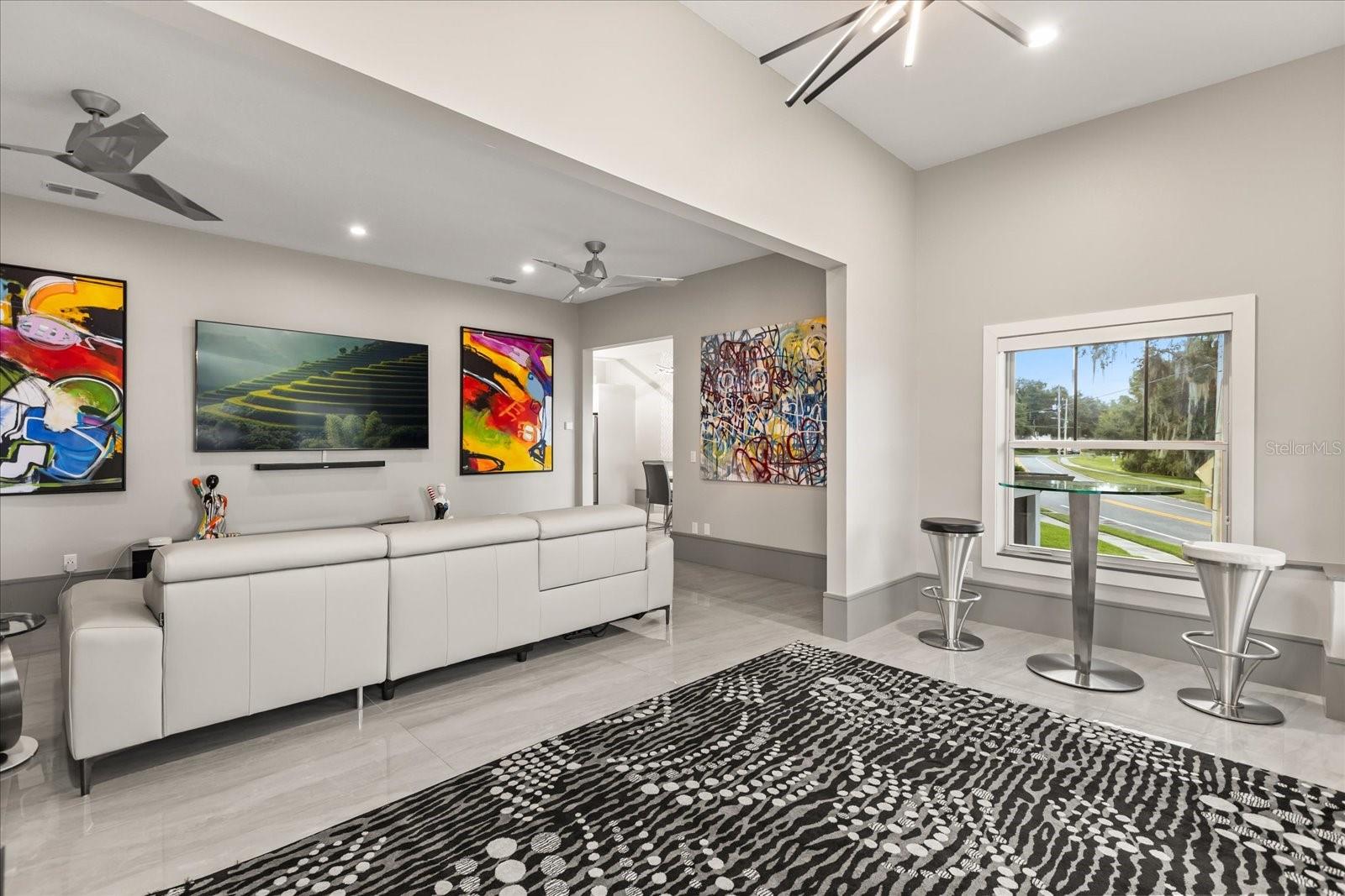 808 EDGEWATER DRIVE, Orlando, FL 32804