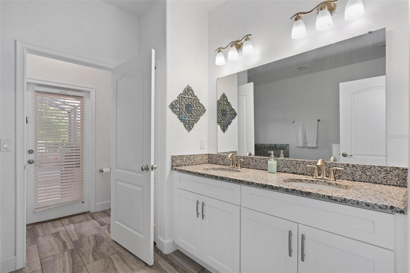 1403 MOON VALLEY DRIVE, Davenport, FL 33896