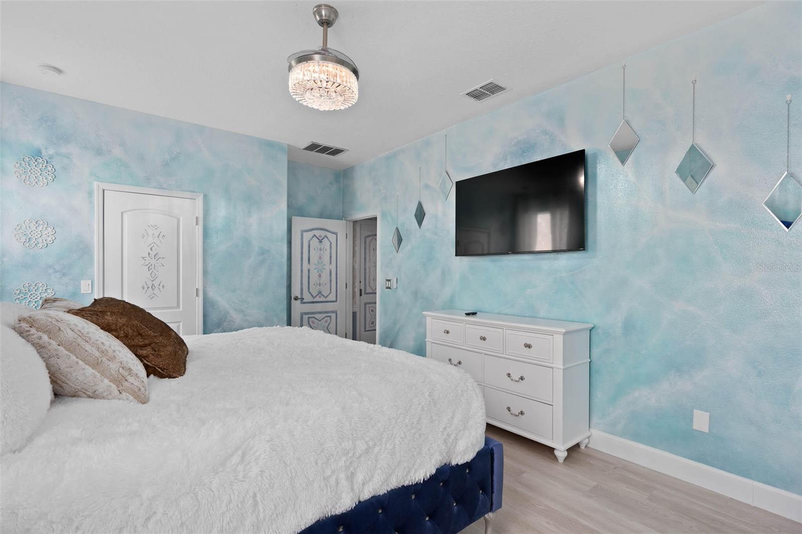 1403 MOON VALLEY DRIVE, Davenport, FL 33896