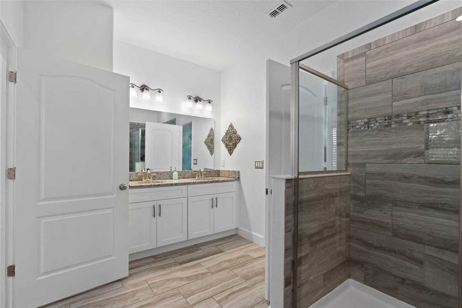 1403 MOON VALLEY DRIVE, Davenport, FL 33896