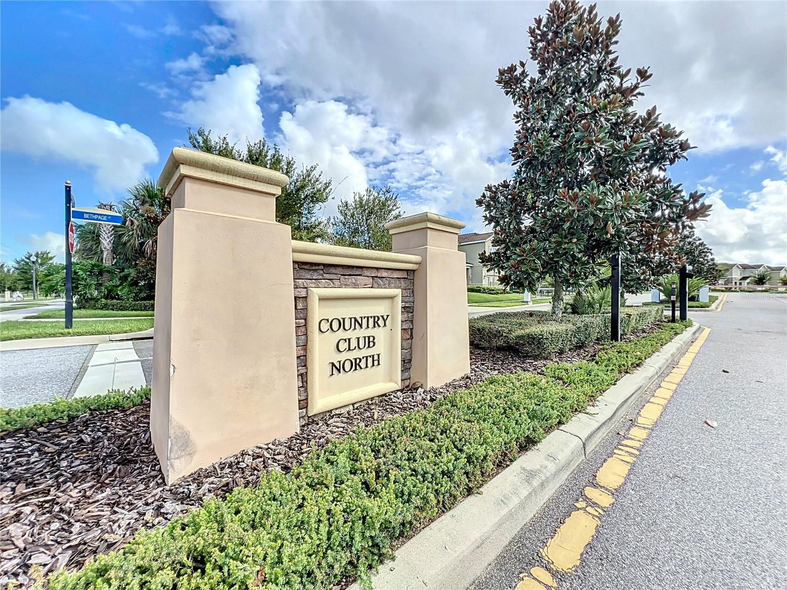 1065 BLACKWOLF RUN RD, Davenport, FL 33896
