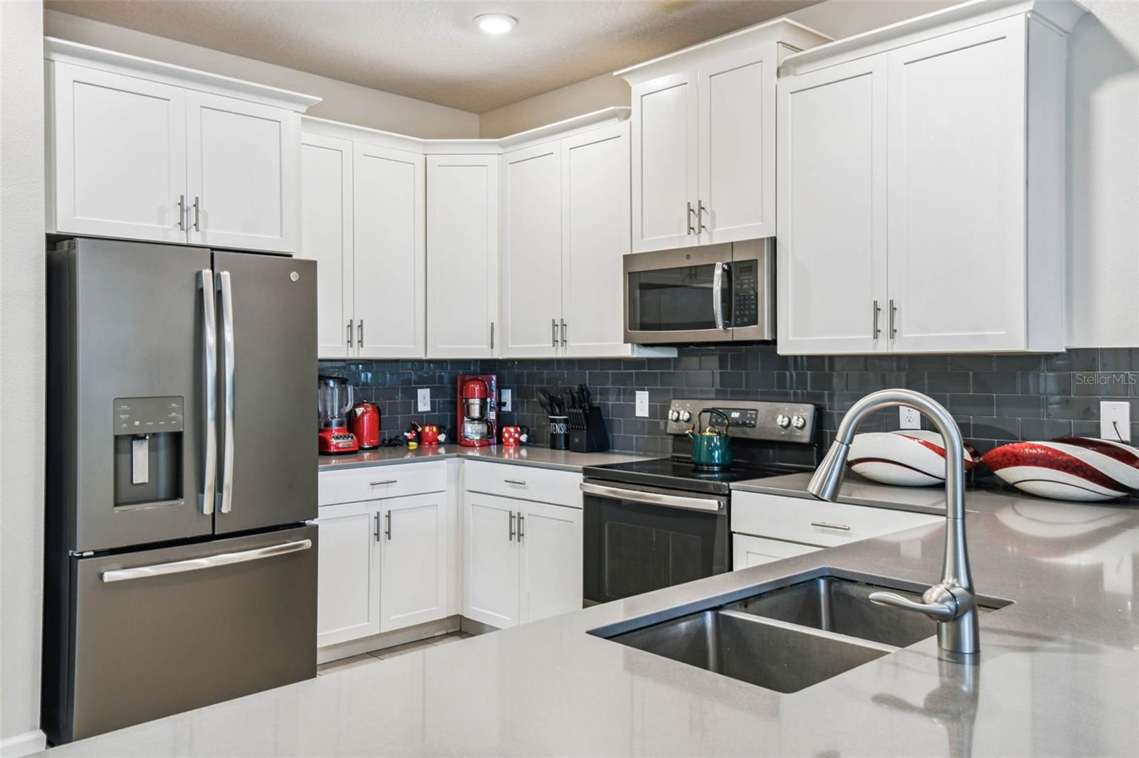 8844 CRUDEN BAY COURT, Davenport, FL 33896