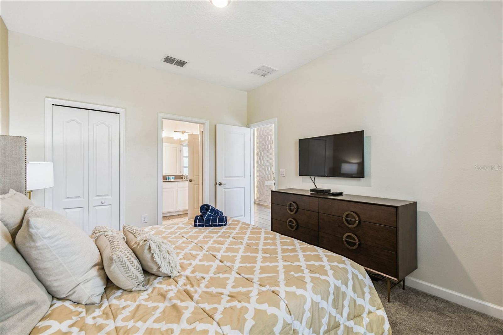 8844 CRUDEN BAY COURT, Davenport, FL 33896 8844 CRUDEN BAY COURT, Davenport, FL 33896