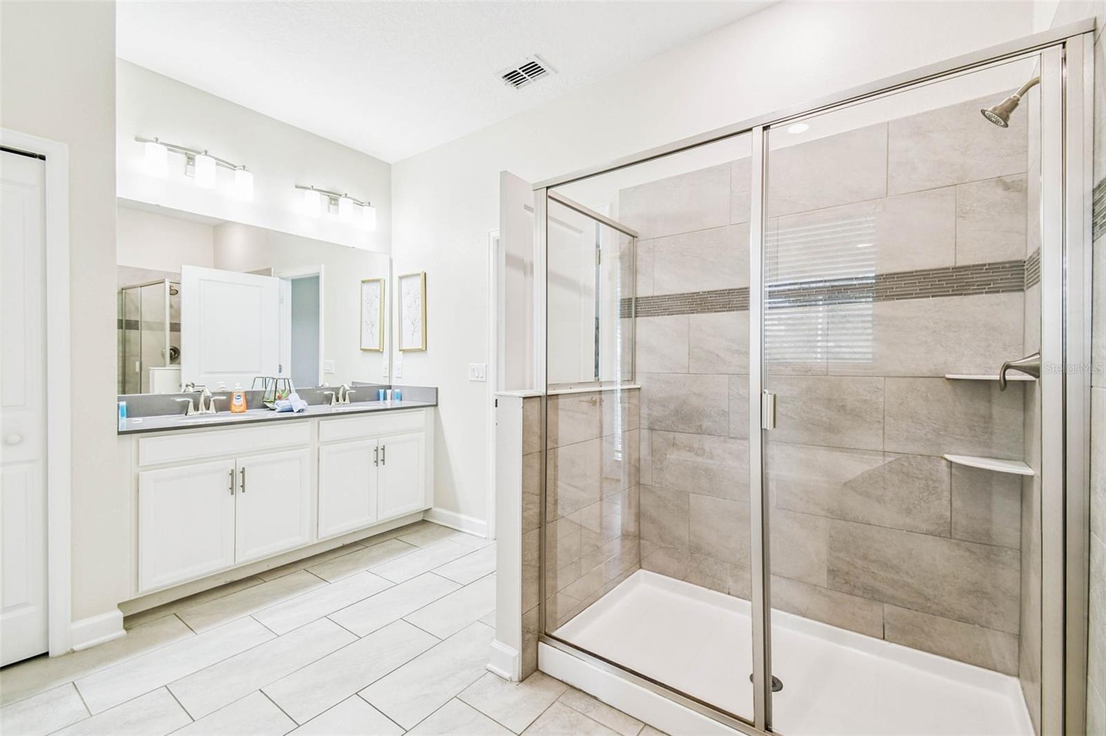 8844 CRUDEN BAY COURT, Davenport, FL 33896