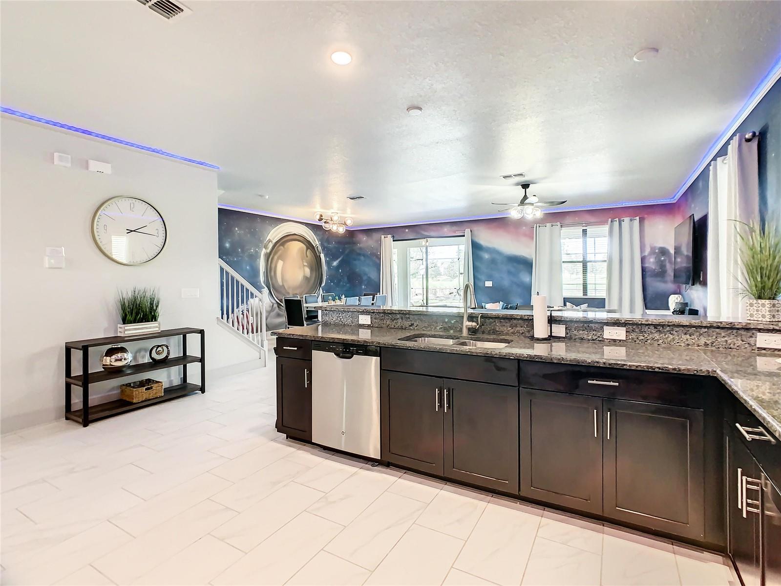 9155 CADDIE WAY, Davenport, FL 33896
