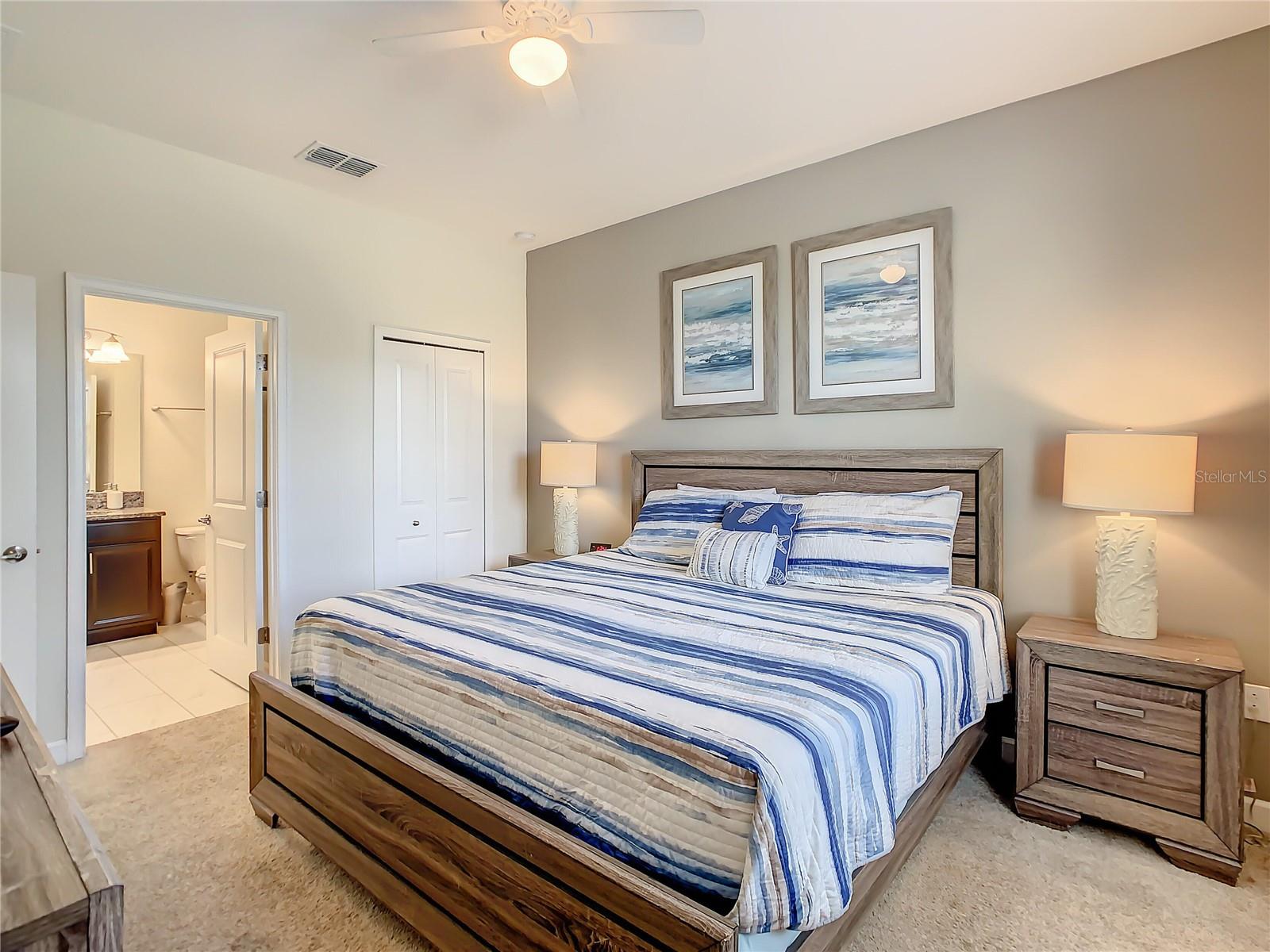 1305 DIVOT WAY, Davenport, FL 33896