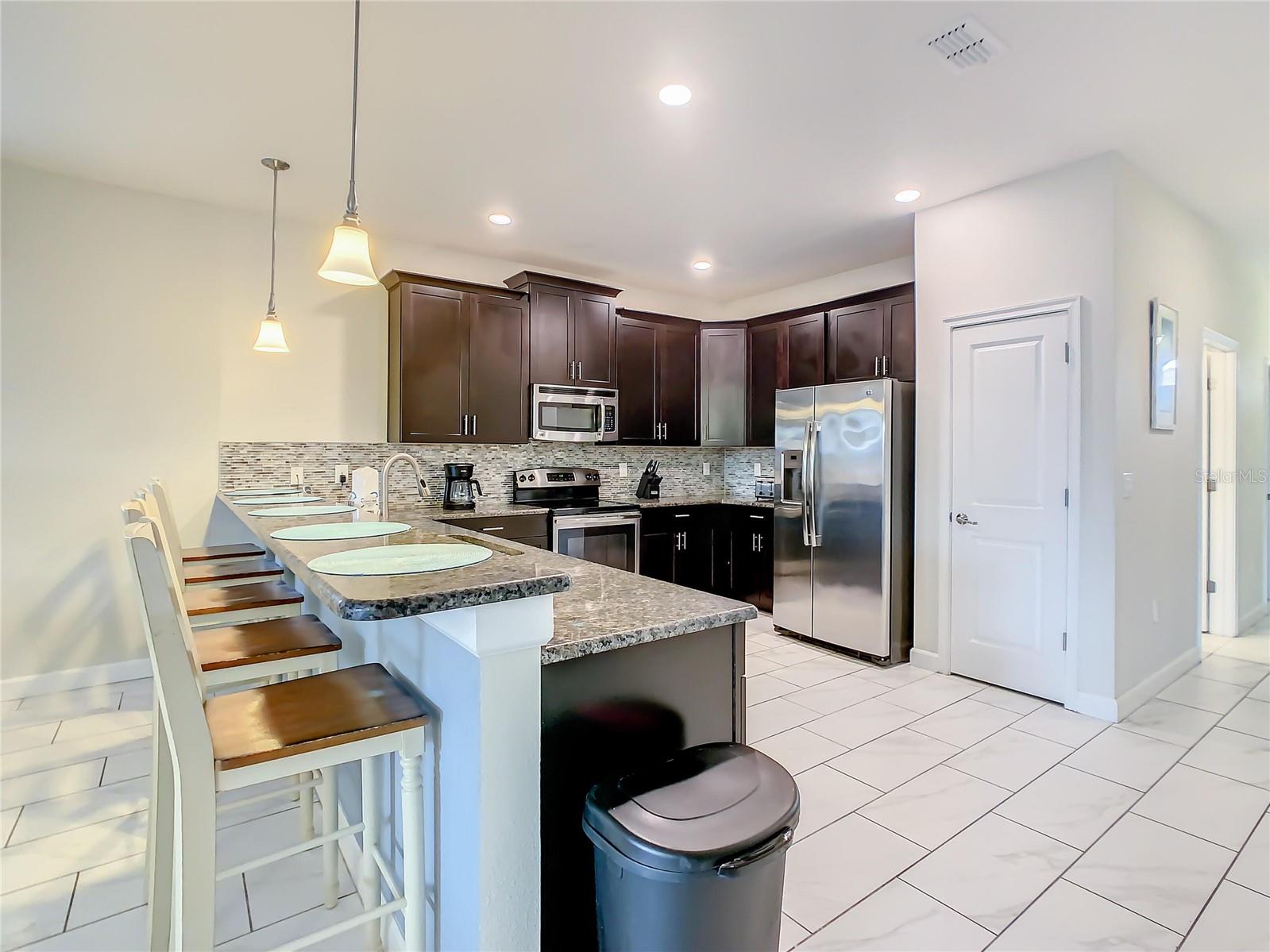 1305 DIVOT WAY, Davenport, FL 33896