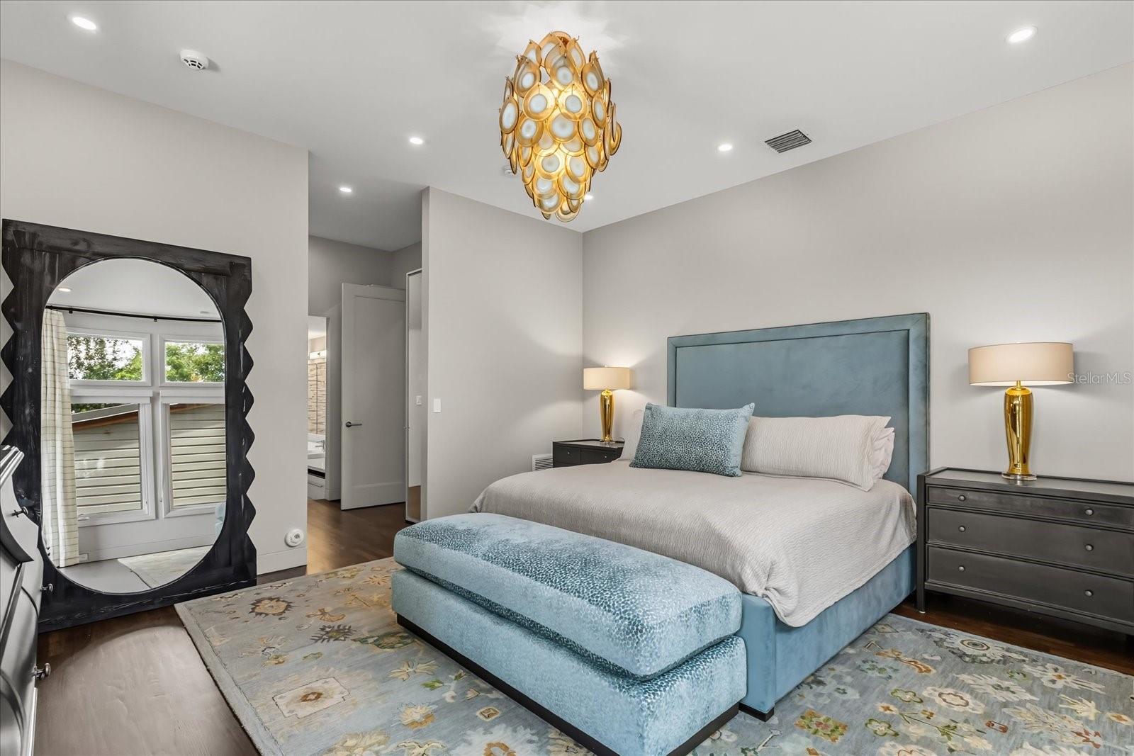 119 N HYER AVENUE, Orlando, FL 32801