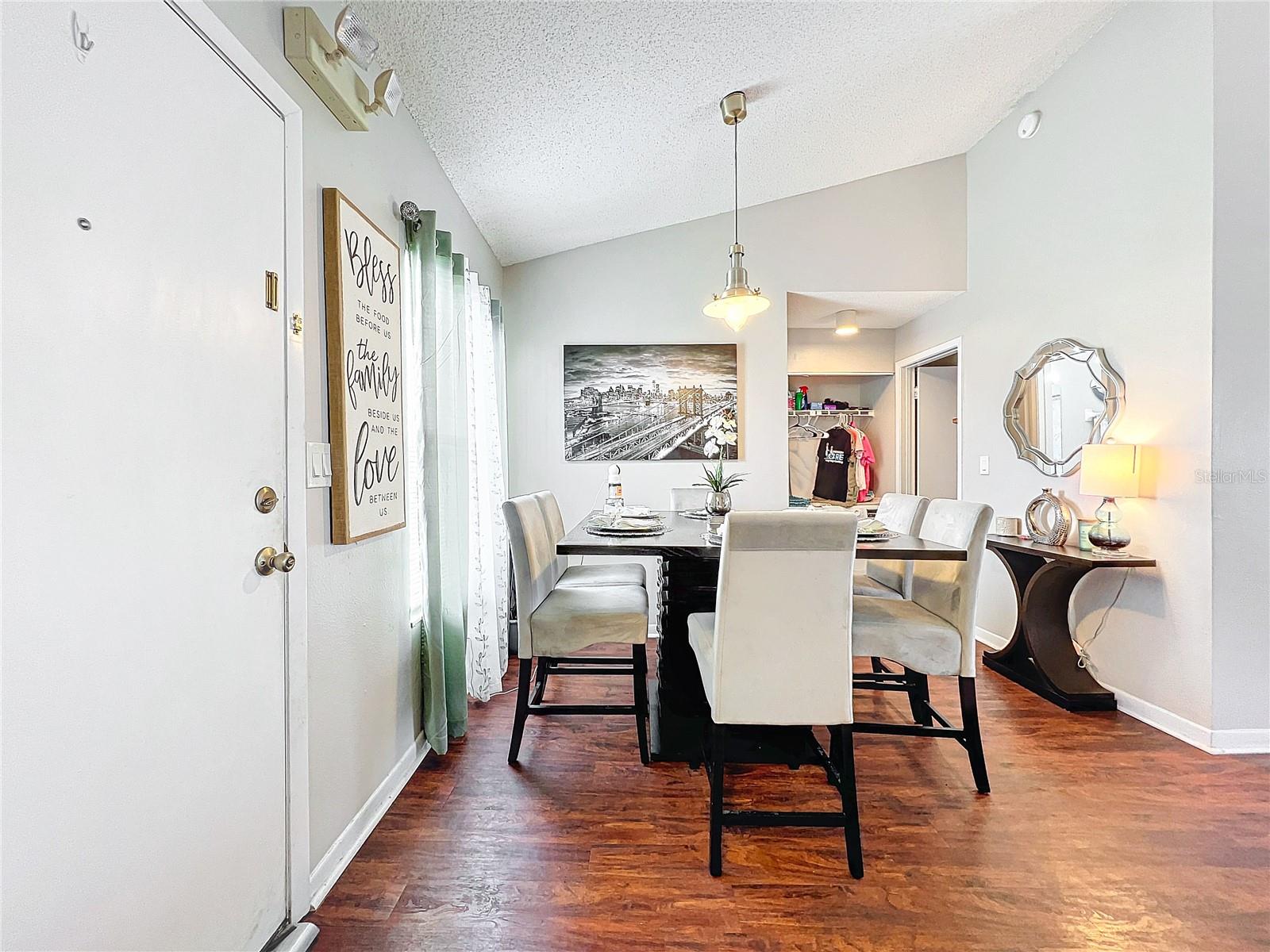 2520 WOODGATE BOULEVARD, #204, Orlando, FL 32822