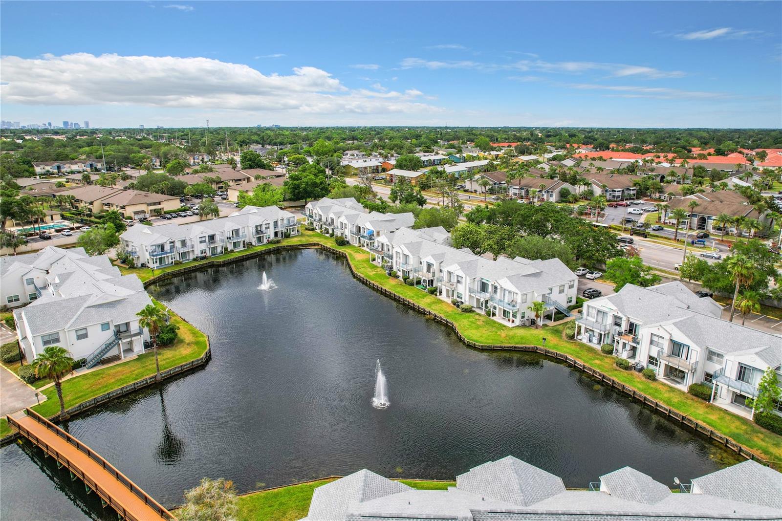 2520 WOODGATE BOULEVARD, #204, Orlando, FL 32822