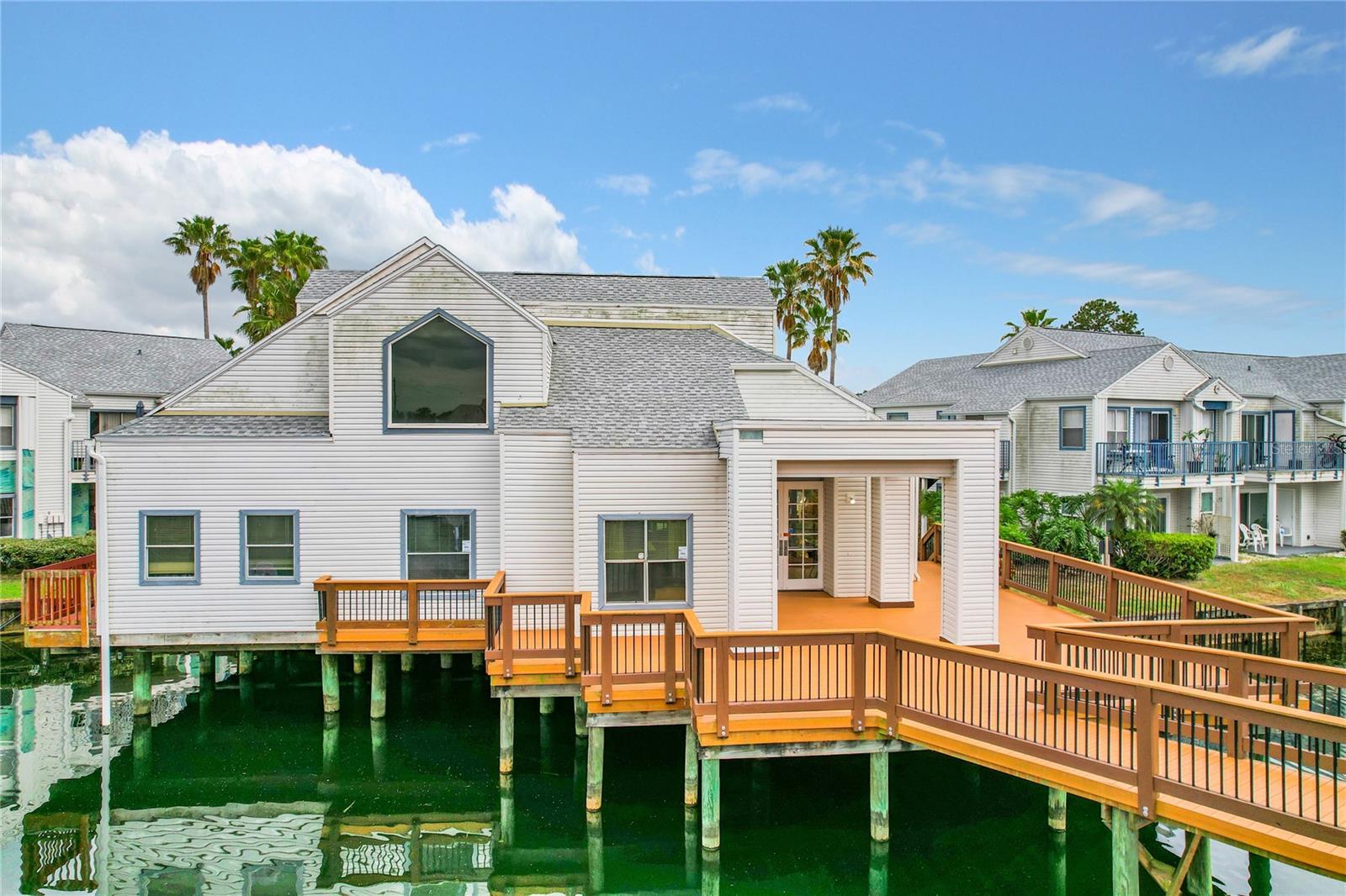2520 WOODGATE BOULEVARD, #204, Orlando, FL 32822