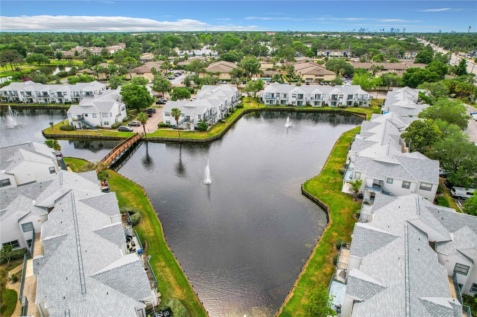 2520 WOODGATE BOULEVARD, #204, Orlando, FL 32822