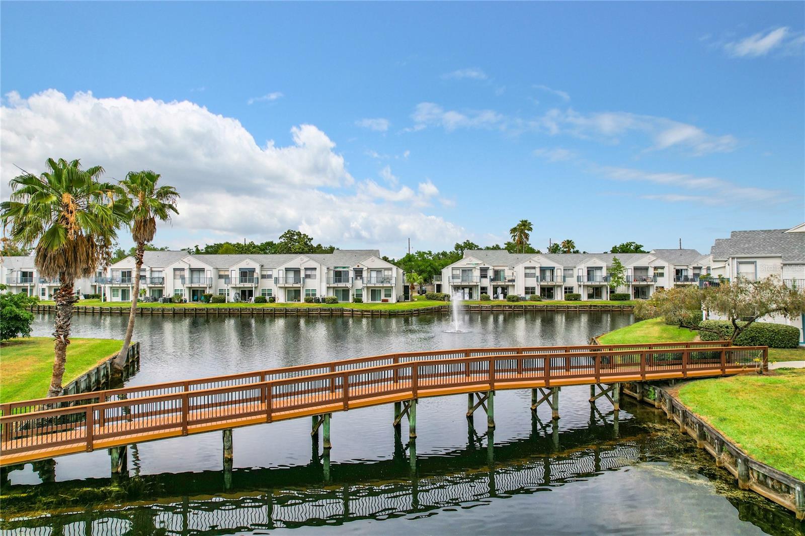 2520 WOODGATE BOULEVARD, #204, Orlando, FL 32822